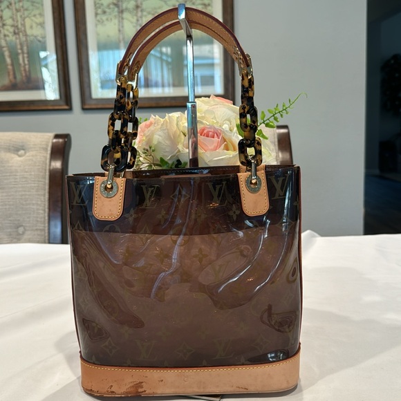 Authentic Louis Vuitton Canvas Amber bag - Picture 3 of 15
